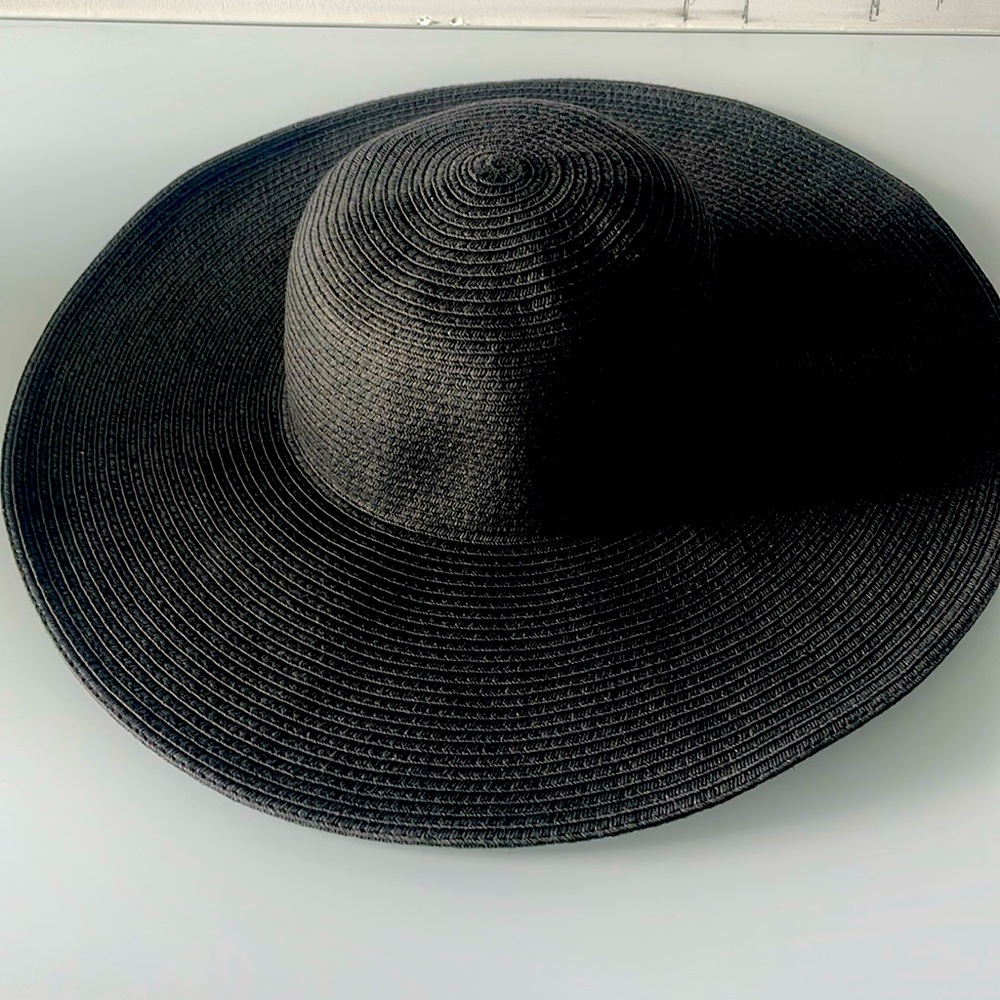 Black straw j crew hat
